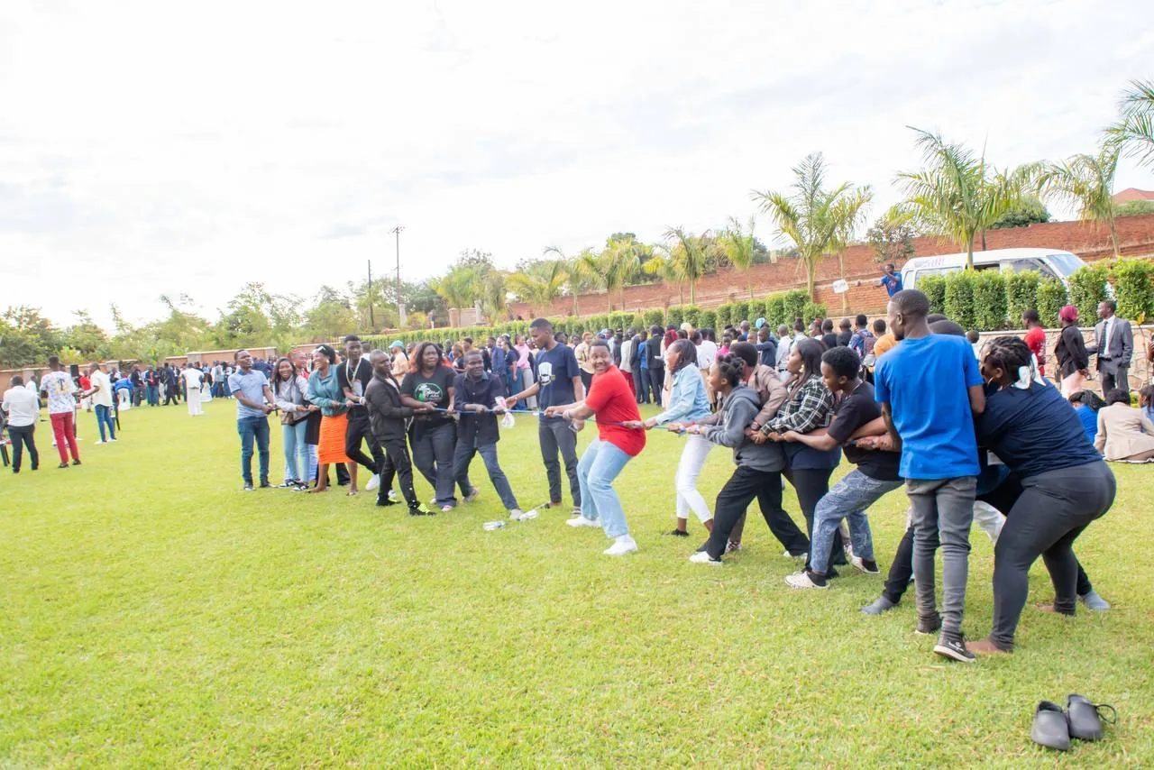 Global Youth Week Field Teamwork